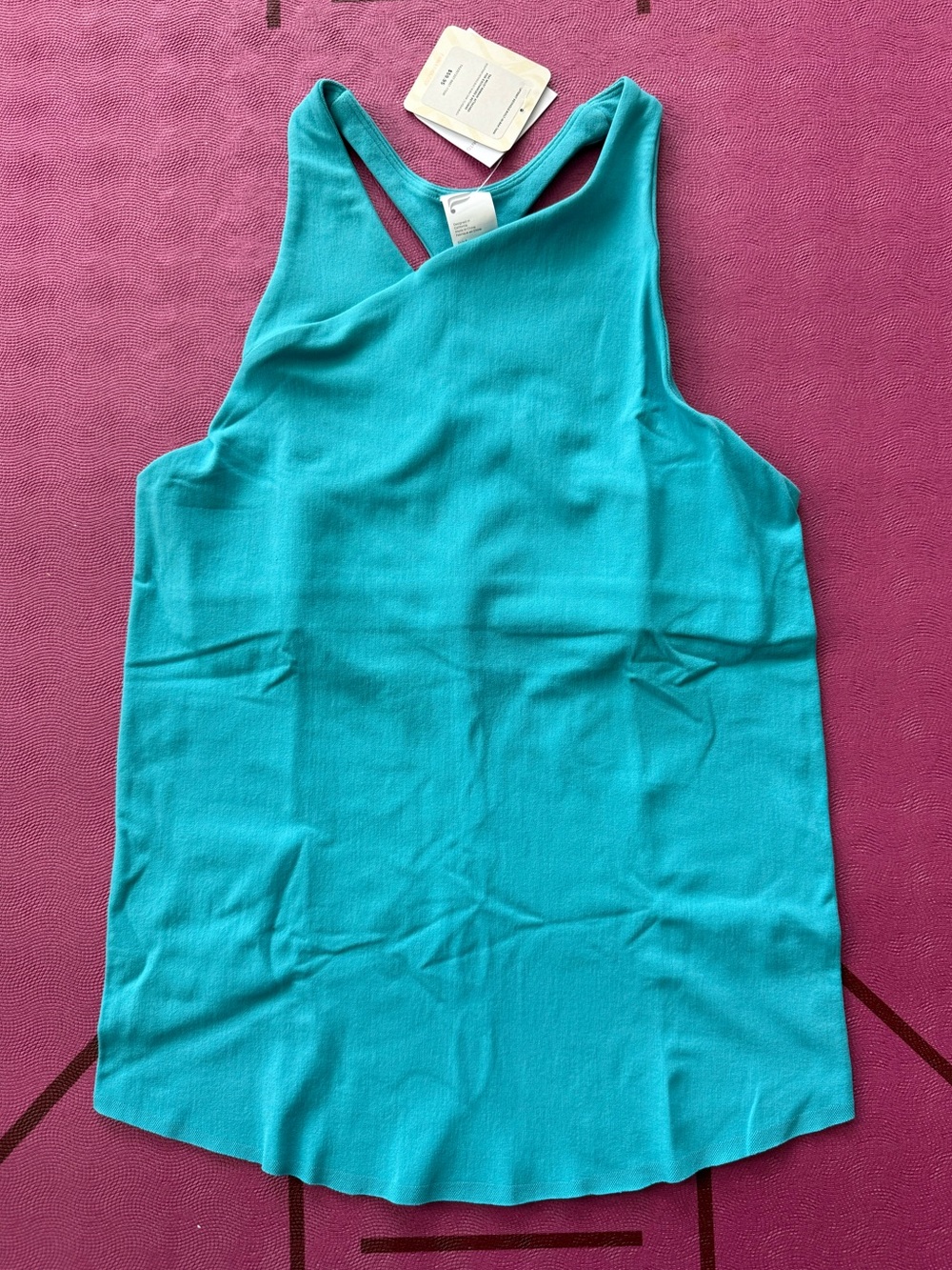 Fabletics SculptKnit Keyhole Built-In Bra Tank
